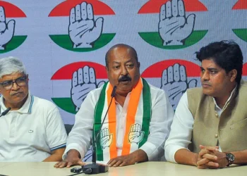 AIMIM नेता रहे आसिम वकार कांग्रेस में शामिल