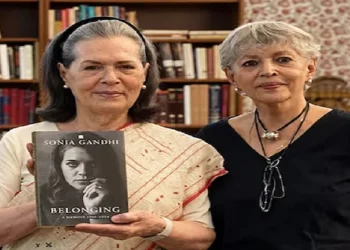 सोनिया गांधी इंस्टाग्राम पर : अपनी किताब Belonging: A Journey of Love की दिखाई झलक