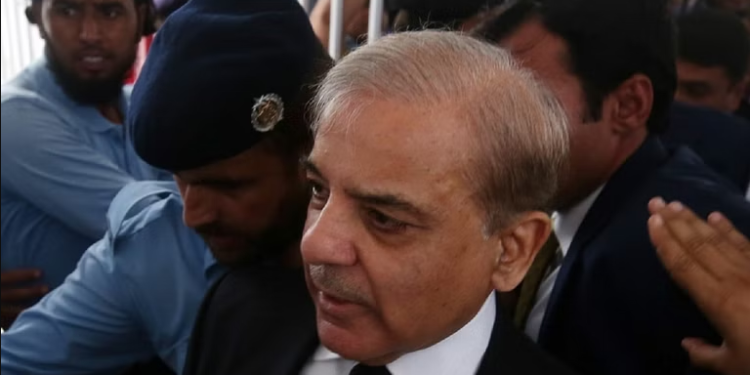 پاکستان میں حالات تشویشناک، شہباز کابینہ کی میٹنگ میں ایمرجنسی نافذ کرنے کی سفارش