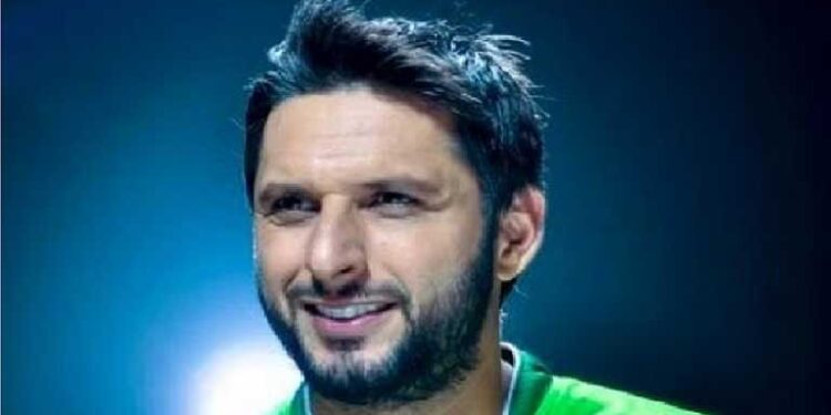 نریندر مودی اسٹیڈیم میں کھیلنے سے اعتراض پر شاہد آفریدی نے پی سی بی کو لگائی پھٹکار