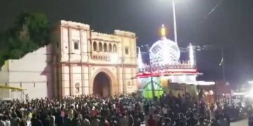 گجرات کے جوناگڑھ میں درگاہ کے خلاف انتظامیہ کا نوٹس