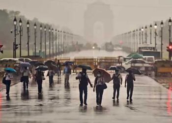 ہلکی بارش کے بعد دہلی میں کم سے کم درجہ حرارت 24.5 ڈگری تک پہنچا