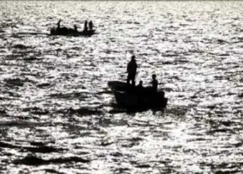 گریس کے ساحل پر لوگوں سے بھری ہوئی ایک کشتی پلٹ جانے سے 300 سے زائد پاکستانی شہریوں کی موت