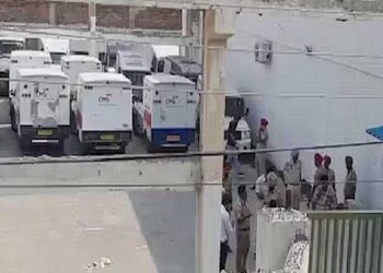 لدھیانہ میں  اے ٹی ایم کیش کمپنی کے آفس میں گھس کر 7 کروڑ روپے کی لوٹ