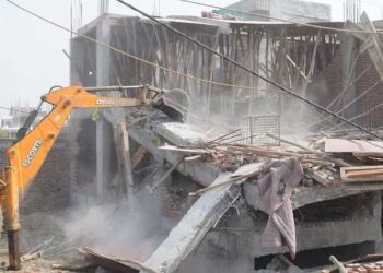 دہلی کے 25 بڑے ڈرگس اسمگلروں کی ملکیتوں پر جلد چلے گا بلڈوزر