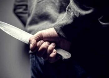 کرناٹک میں دل دہلا دینے والا معاملہ ,ایک شخص نے پہلے اپنی بیوی کے عاشق کا گلا کاٹا پھر اس کا خون پیا