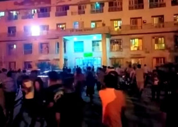 گریٹر نوئیڈا میں طلباء اور سیکورٹی گارڈ کے درمیان سگریٹ نوشی کو لے کر تصادم، 15 طلباء زخمی