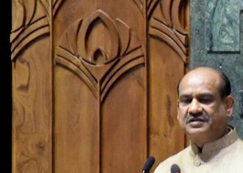 قبائلیوں نے منفرد مثال قائم کی :اوم برلا