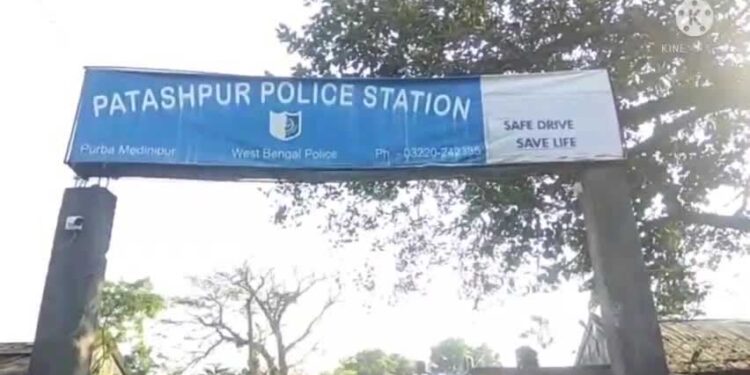 مغربی بنگال میں پنچایت انتخاب امیدوار کے گھر میں زوردار بم دھماکہ