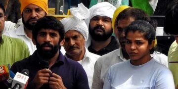 چندرشیکھر آزاد کی عیادت کے لیے اہم شخصیات کے  اسپتال پہنچنے کا سلسلہ جاری