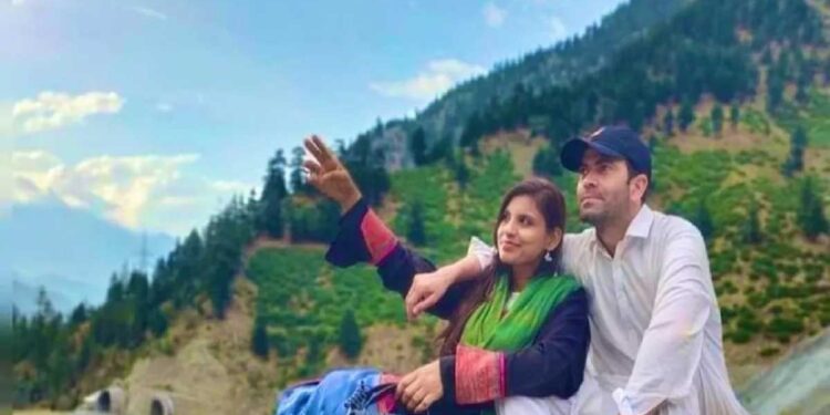 انجوکے ساتھ  بچوں کو بھی اپنانے کے لیے بھی نصراللہ  تیار