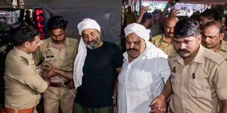 عتیق – اشرف قتل کیس : ملزم سنی سنگھ، لولیش تیواری اور ارون موریہ کے خلاف چارج شیٹ تیار