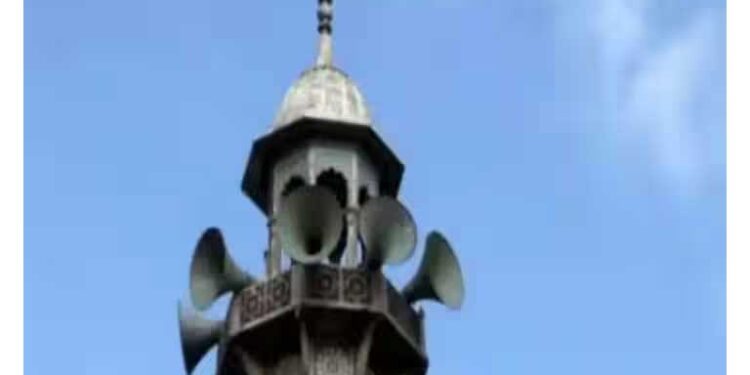 باغپت شہر میں مسجد کے امام کے ساتھ بدسلوکی