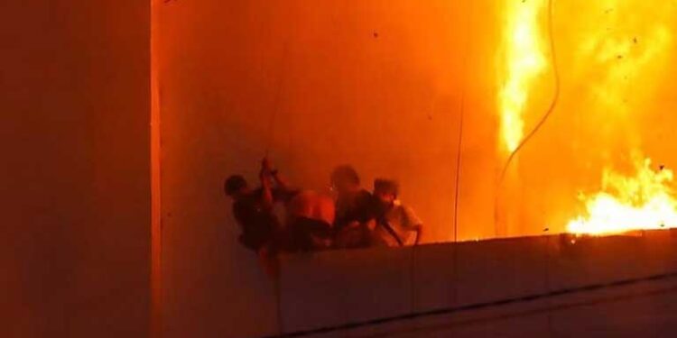 کمبوڈیا کے نائٹ کلب میں آگ لگنے سے چھ افراد ہلاک