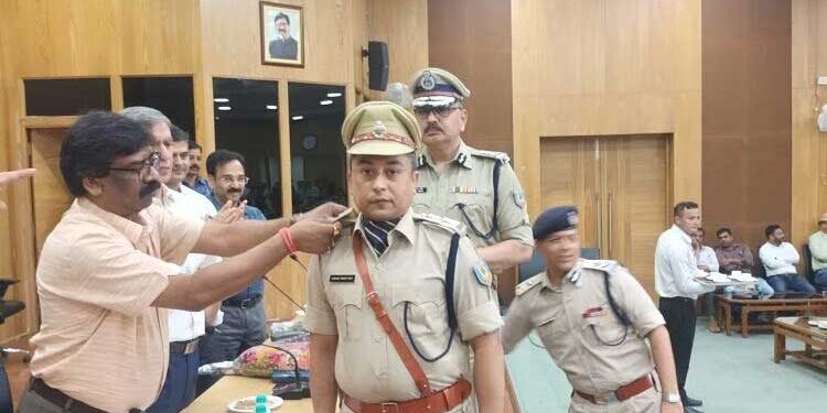 جھارکھنڈ کو ملے 24 نئے آئی پی ایس