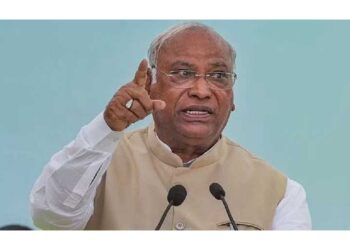 کانگریس صدر کھڑگے کی شمال مشرقی ریاستوں کے سرکردہ لیڈران کے ساتھ اہم میٹنگ