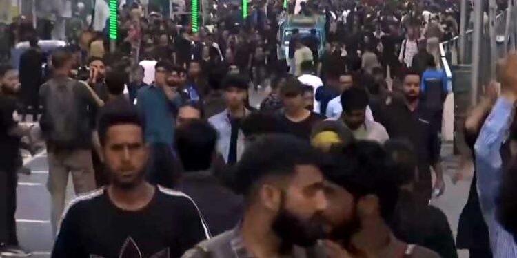 جموں و کشمیرمیں تین دہائیوں بعد میں  محرم کا جلوس روایتی راستےسے نکالنے کی اجازت