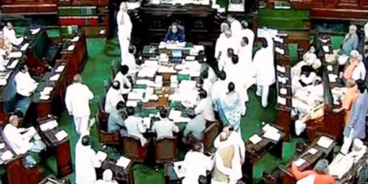 منی پور پر پارلیمنٹ میں زبردست ہنگامہ – کارروائی جمعہ صبح 11 بجے تک ملتوی