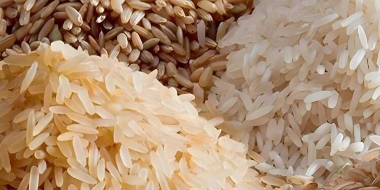 بڑھتی قیمتوں پر قابو پانے کے لئے چاول کی برآمد پر پابندی عائدکرنے کا فیصلہ