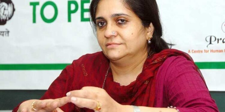 سپریم کورٹ کی جانب سےسماجی کارکن تیستا سیتلواڑ کو عبوری تحفظ فراہم