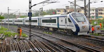 وندے بھارت ایکسپریس کوچ میں لگی آگ