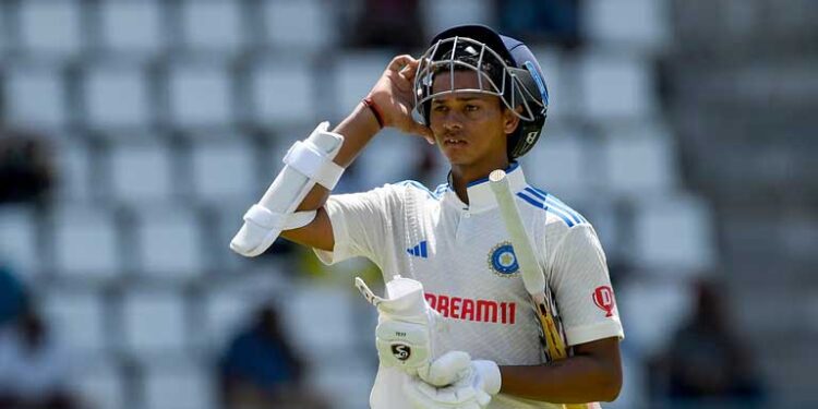 ٹینٹ میں سونے والے یشسوی جیسوال نے ممبئی میں خریدار شاندار فلیٹ