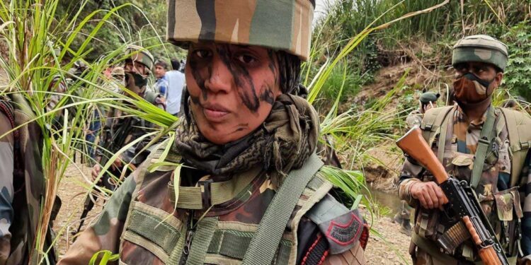 منی پور پولیس کی جانب سے آسام رائفلز کے خلاف  ایف آئی آر