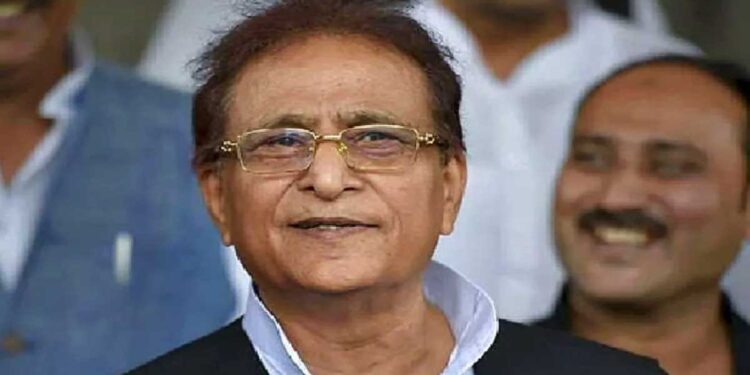 اعظم خان کو اپنی آواز کا نمونہ دینے کا حکم