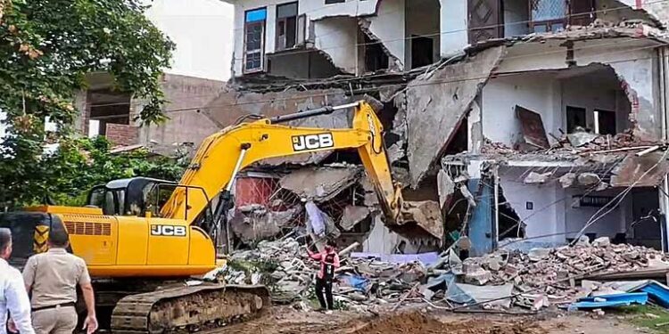 نوح بلڈوزر کاروائی کے متاثرین کے لئے سپریم کورٹ میں معاوضہ کی استدعا