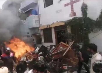 پاکستان میں چرچوں پر حملے کے الزام میں 100افراد گرفتار کئے گئے