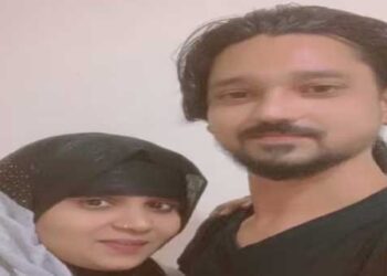 دو بچوں کی ماں دیپیکا اپنے عاشق عرفان کے ساتھ کویت فرار