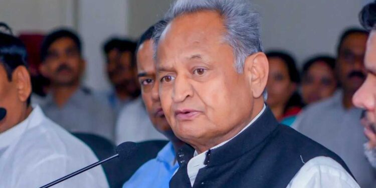 راجستھان میں ڈی او آئی ٹی دفتر سے برآمد رقم اور سونے کی اینٹ کی جانچ شروع