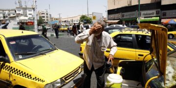 ایران میں گرمی کا قہر۔ دودنوں کی سرکاری تعطیل کا اعلان