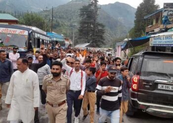 کلاس روم کے بورڈ پر مبینہ طور پر ’جے شری رام‘ لکھنے پر طالب علم کی پٹائی کے خلاف احتجاج