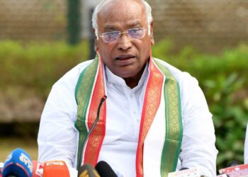 یوم آزادی پر ویڈیو پیغام کے ذریعے عوام کو کھڑگےکی مبارکباد