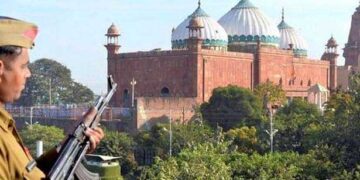 گیانواپی کی طرح متھرا کی شاہی عید گاہ کی بھی سائنسی سروے کرانے کی درخواست