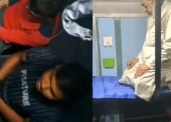 بزرگ کو ٹرین میں نمازپڑھتے دیکھ کرکچھ نوجوان زور زور سے ہنومان چالیسہ پڑھنےلگے