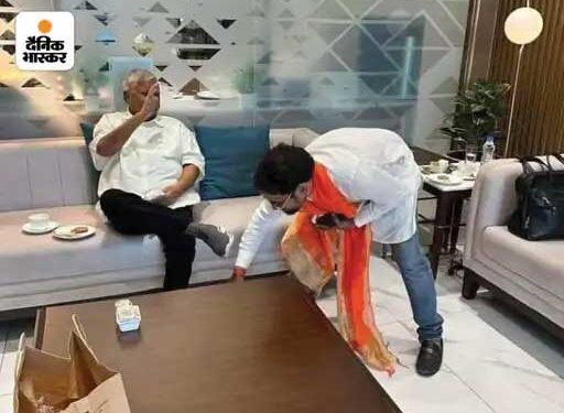 بھوجپوری اداکار اور اعظم گڑھ سے بی جے پی رکن پارلیمنٹ دنیش لال یادو عرف نیرہوا کی لالو پرساد سے ملاقات