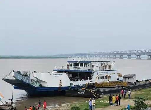 اب سیاح روپیکس پر سوار ہو کر گنگا کی لہروں پر مزے کر سکیں گے