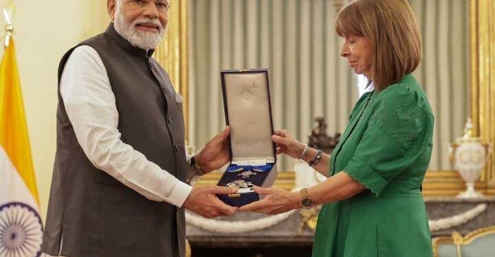 ’گرانڈ کراس آف دی آرڈر آف آنر‘ ملنے پروزیر داخلہ کی وزیر اعظم کو مبارکباد