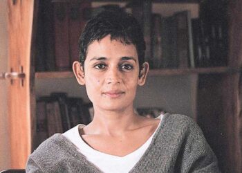 جی 20کانفرنس پراروندھتی رائے کامرکز پر حملہ