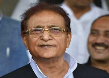 ٹیکس چوری کے الزامات میں گھرے اعظم خان پر انکم ٹیکس کی گرفت مضبوط