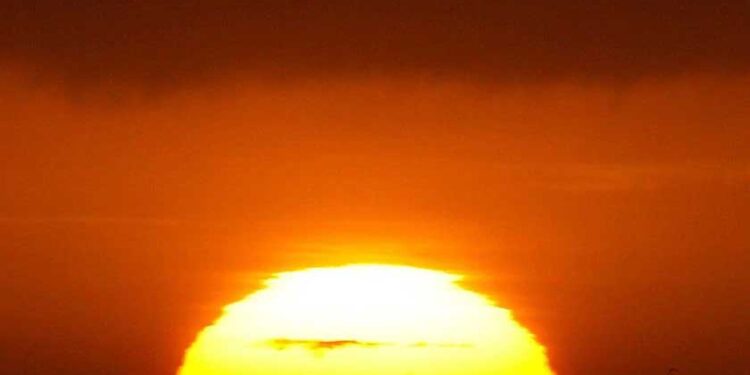 ہیٹ ویو کے باعث آسٹریلیا میں گرمی کانئے ریکارڈ بننے کا امکان