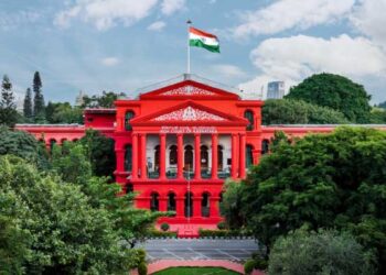 اسکولی بچوں کے لیے سوشل میڈیا پر پابندی لگنی چاہئے۔کرناٹک ہائی کورٹ