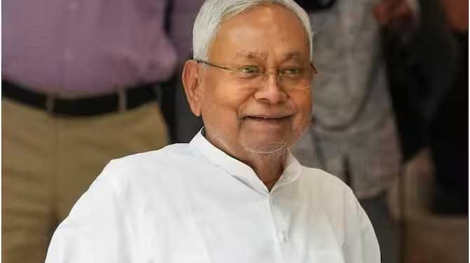 وزیر اعلیٰ نتیش کمارکے ناگہانی دورے کا اثر