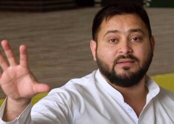 مبینہ بی جے پی حامی نیوز اینکرز کے بائیکاٹ کافیصلہ درست۔تیجسوی