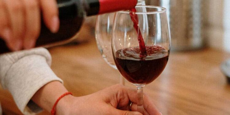 گوپال گنج میں شراب نوشی کرنے والوں کے خلاف سخت کاروائی