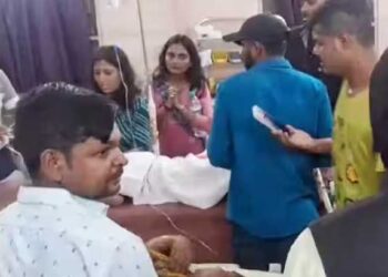 گوپال گنج ضلع میں پوجا پنڈال میں بھگدڑ مچنے سے تین کی موت،ایک درجن زخمی