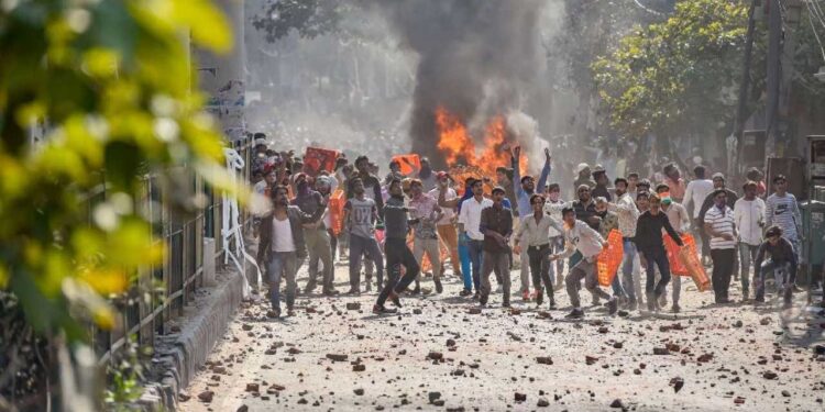 جمعیۃ علماء ہندکی کوششوں سےدہلی فساد سے منسلک مزید دس افرادبری