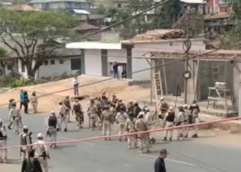 نامعلوم مسلح گروہ کے ہاتھوں دو افرادکے قتل کے بعدمنی پور میں حالات پھرکشیدہ